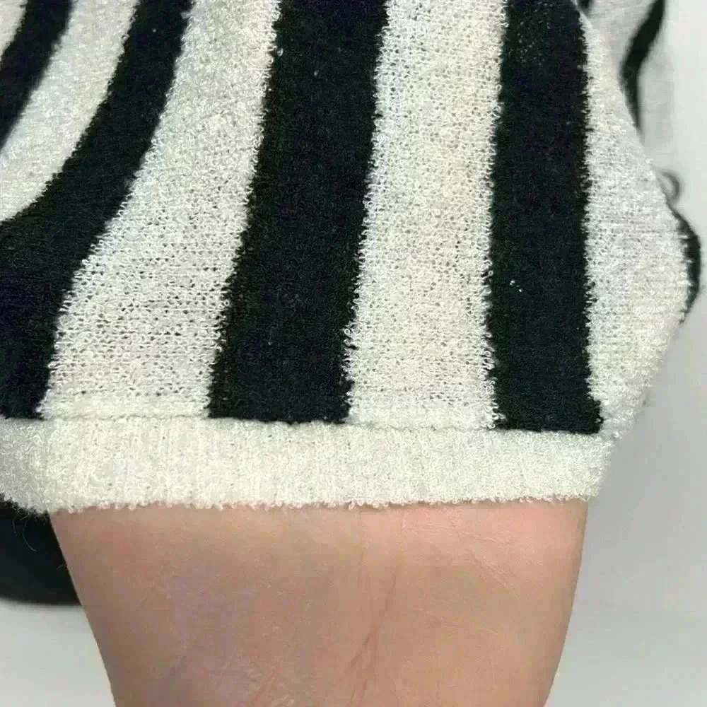 En crème black and white tank top stripes size small - Picture 2 of 7